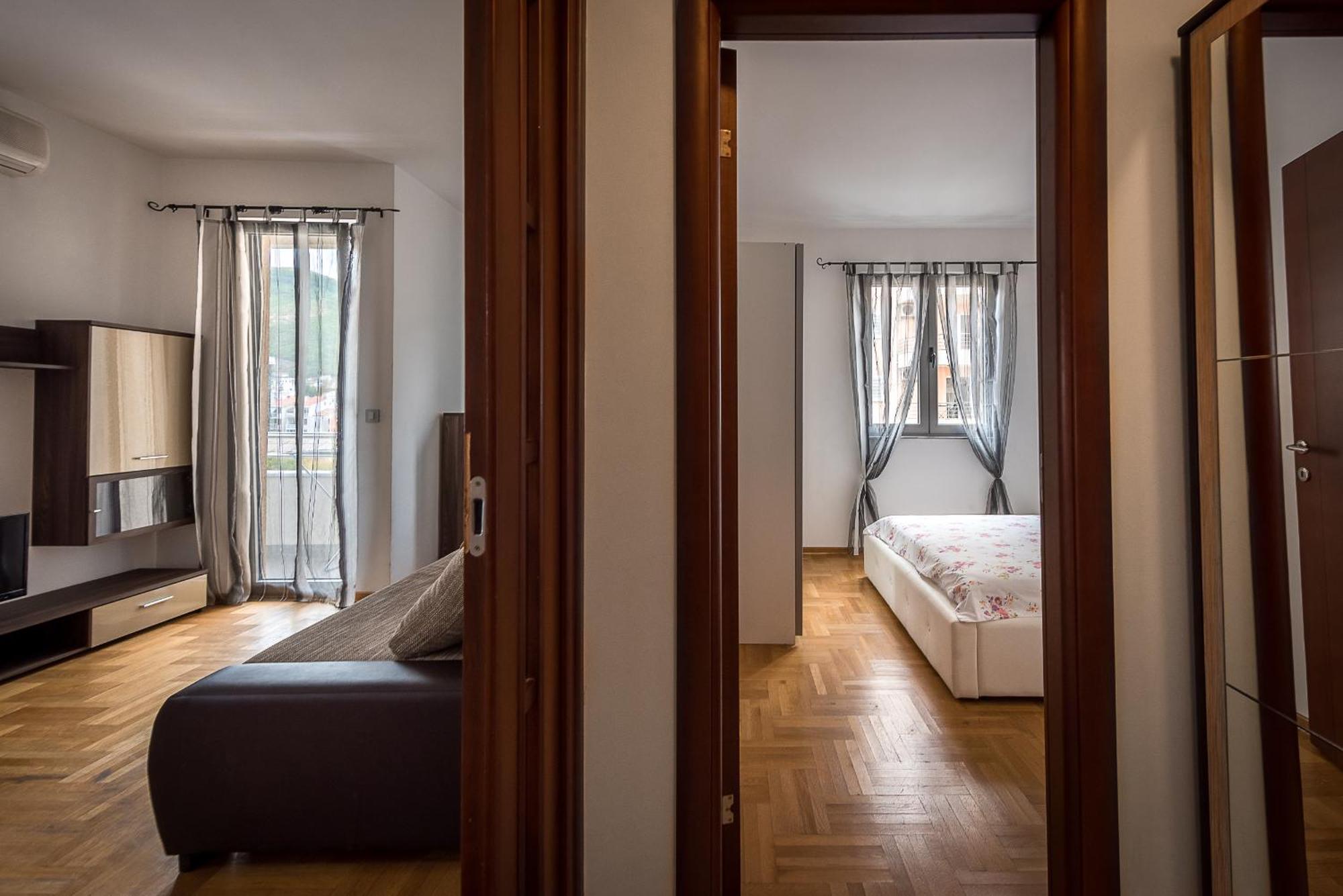 Apartments Montreal Будва Экстерьер фото