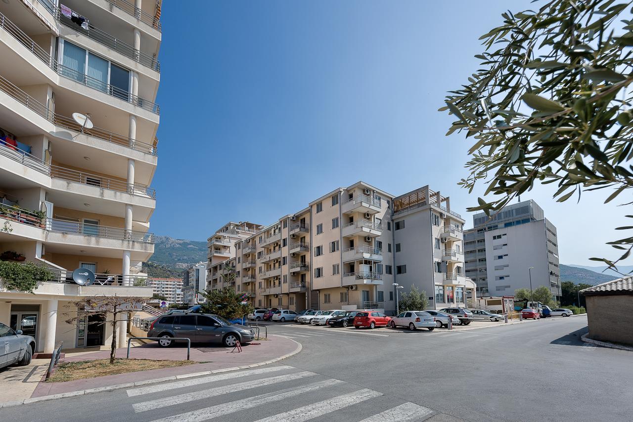Apartments Montreal Будва Экстерьер фото